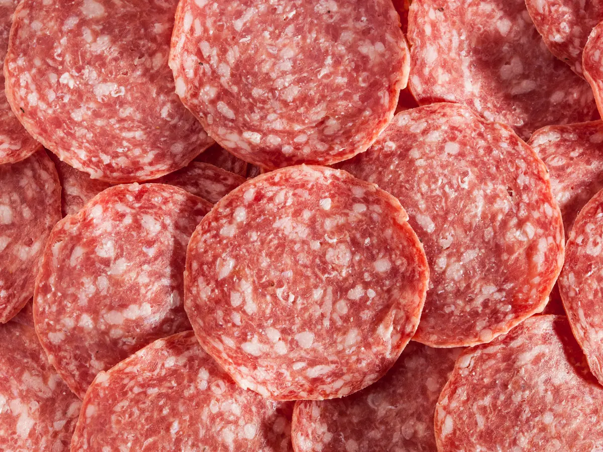 Italialaiset salamit Heinosen pizzatäytteissä