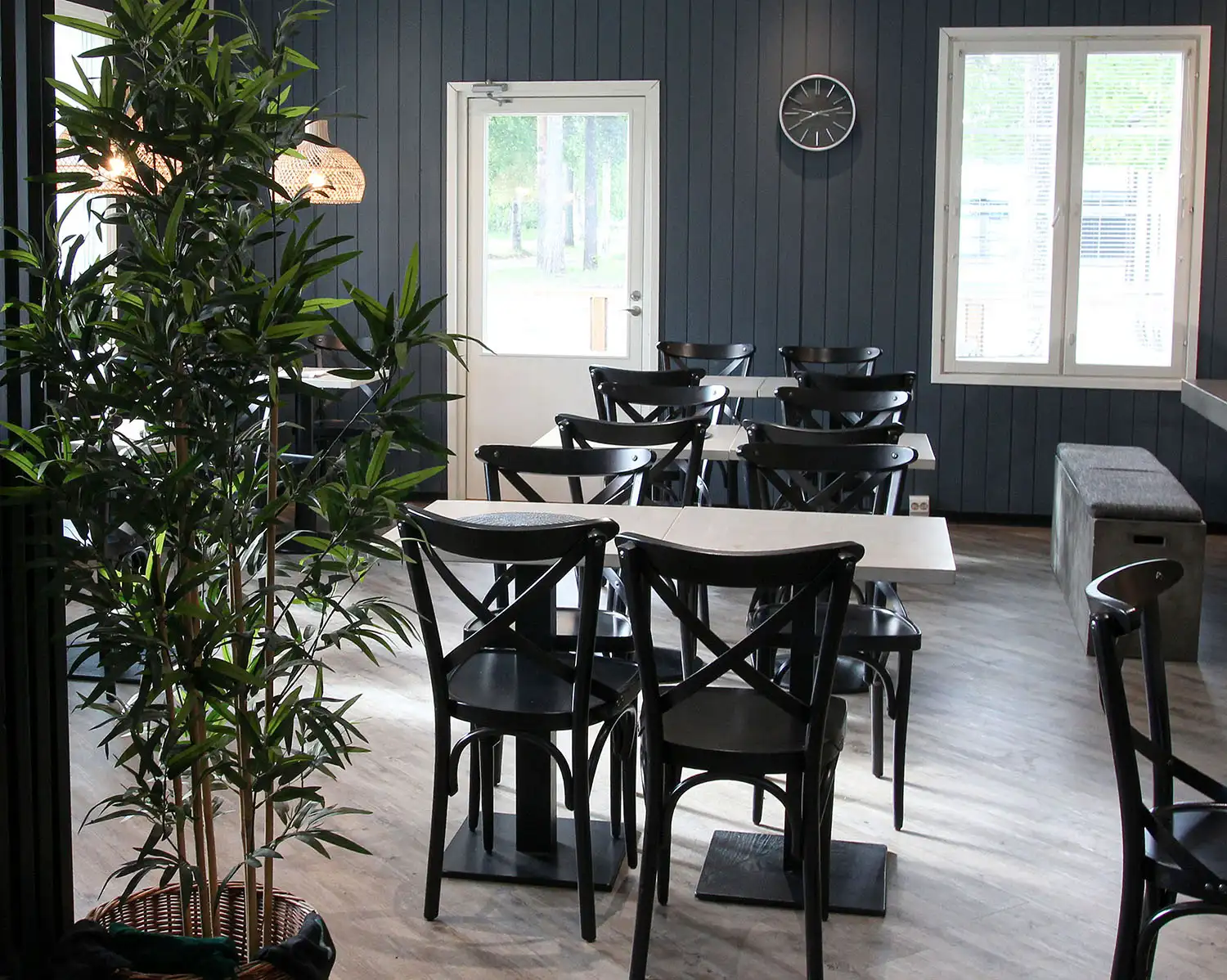 Hiiskoskentien leipomokahvila sisustus