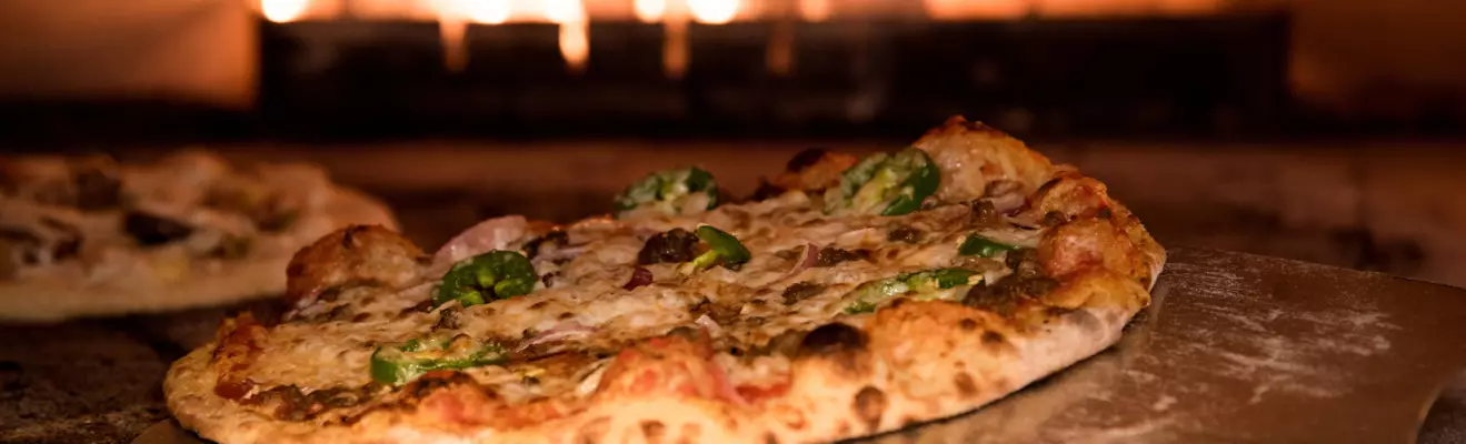 Lounaspizza 10€ 322