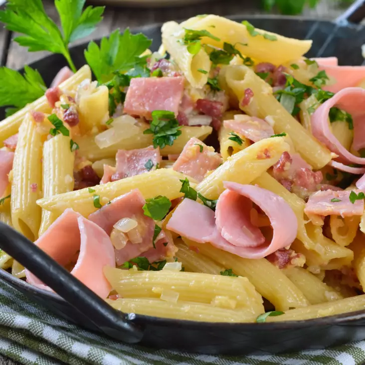 KINKKU-PASTASALAATTI - Salaatit - 1671 - 1