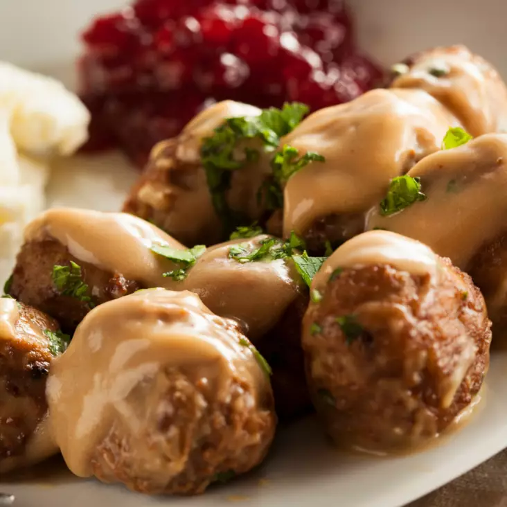 LIHAPULLAT PIPPURIKASTIKEELLA - Lämpimät lisukkeet - 1632 - 1