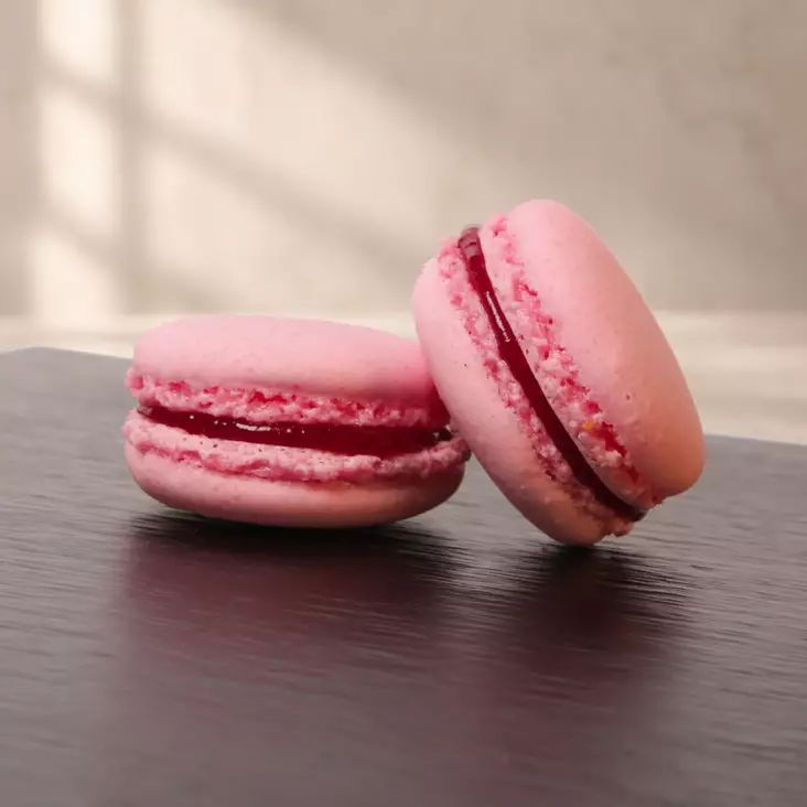 VADELMA-MACARONLEIVOS - Macaron-leivokset - 6703 - 1