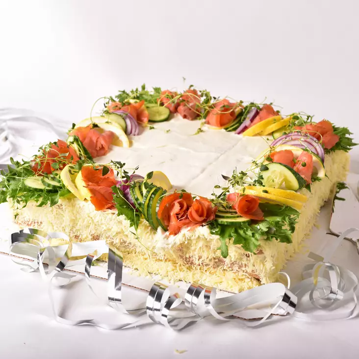 LOHIVOILEIPÄKAKKULEVY - Voileipäkakut - 6716 - 1